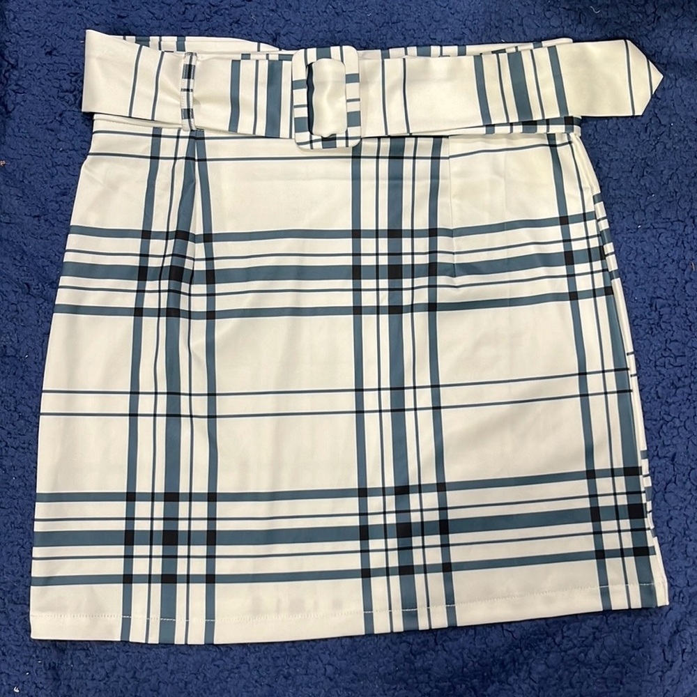 Plaid skirt